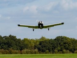 Choosing the Perfect Flight School for Hobby Pilots