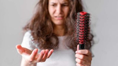 8 Makanan Pemangkas Kesehatan Rambut dan Kulit