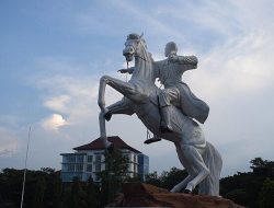 Film Diponegoro: Pahlawan yang Merayakan 200 Tahun Perang Jawa
