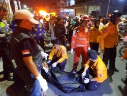 Remaja Tewas dalam Kecelakaan Berboncengan di Bulak Banteng Remaja Tewas dalam Kecelakaan Berboncengan di Bulak Banteng