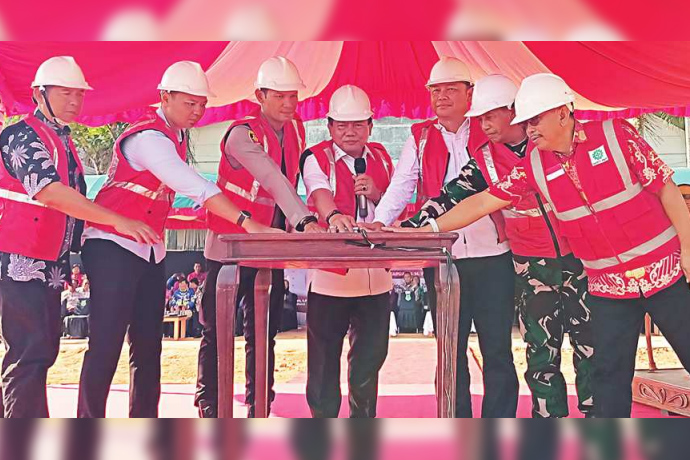 Peletakan Batu Pertama Gedung Aula Kantor Bupati, Wiyatno Beri Pernyataan Ini