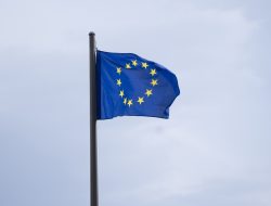 Presiden Komisi Eropa Temui Trump, Kesepakatan EU-AS Terwujud? Presiden Komisi Eropa Temui Trump, Kesepakatan EU-AS Terwujud?