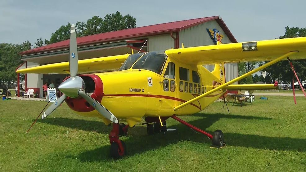 Youngsters Explore Aviation at EAA AirVenture’s Youth Hub