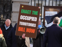 Committee Backs Ban on Trade with Israeli Settlement Services