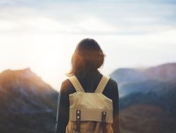 Solo Travel Aman & Seru! 8 Tips untuk Perempuan yang Ingin Jelajah Sendiri