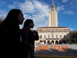 Regents Name Davis as Sole Finalist for UT’s Top Role