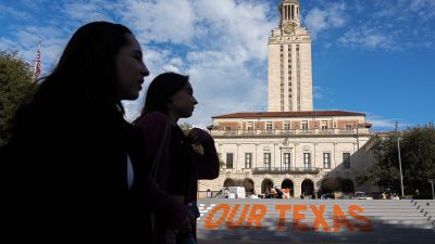 Regents Name Davis as Sole Finalist for UT’s Top Role