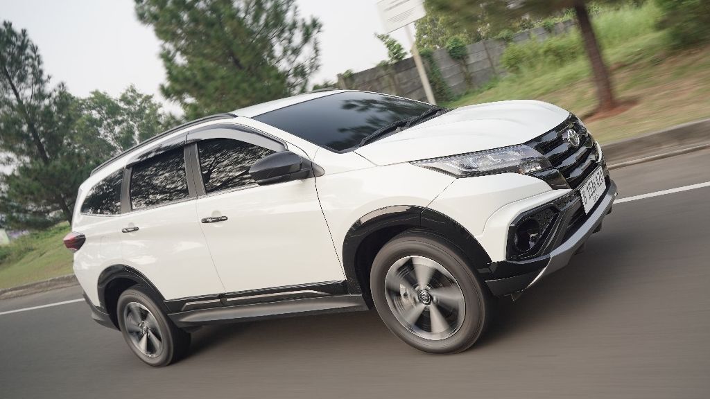 Mobil Bekas Toyota Rush Juli 2025 Dijual Murah