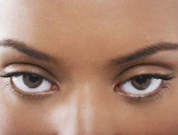 5 Eye Movements That Expose Your Hidden Feelings 5 Eye Movements That Expose Your Hidden Feelings