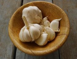 4 Keajaiban Bawang Putih untuk Kesehatanmu 4 Keajaiban Bawang Putih untuk Kesehatanmu