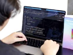 5 Situs Deteksi Tulisan AI Terbaik