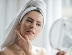 8 Skincare Mistakes You Might Be Making (And How to Fix Them) 8 Skincare Mistakes You Might Be Making (And How to Fix Them)