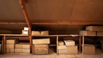 12 Essential Items to Avoid Putting in Cardboard Boxes