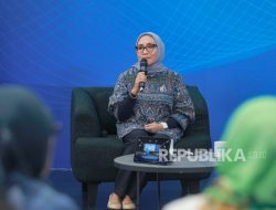Menteri Arifah Ajak Pemuda Bijak Berbagi di Media Sosial Menteri Arifah Ajak Pemuda Bijak Berbagi di Media Sosial