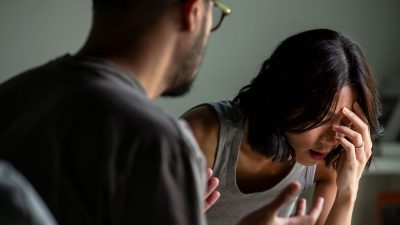 Woman Demands Husband Kick Sister Out or She’ll Leave 2-Bedroom Home