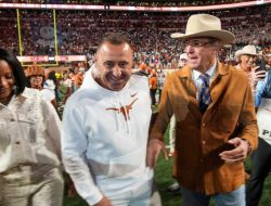 Hook ‘Em Big: Texas Longhorns Secure Third Five-Star Commitment to Top Georgia Bulldogs Hook ‘Em Big: Texas Longhorns Secure Third Five-Star Commitment to Top Georgia Bulldogs