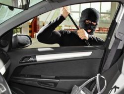 Komplotan Pencuri Isuzu Traga Diringkus Polisi, Satu Tersangka Lansia Ditembak Komplotan Pencuri Isuzu Traga Diringkus Polisi, Satu Tersangka Lansia Ditembak