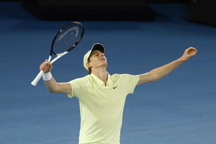 Profil dan Perjalanan Karier Petenis Jannik Sinner