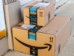 Amazon Sells ,000 Power Station That Charges Fast, Shoppers Say