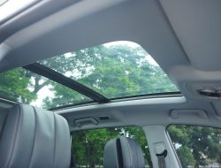Tips Perawatan Sunroof Biar Awet & Lancar, Nih Rahasianya dari Bengkel! Tips Perawatan Sunroof Biar Awet & Lancar, Nih Rahasianya dari Bengkel!