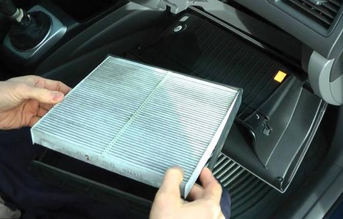 Cara Sederhana Bersihkan Filter Kabin Mobil Bekas