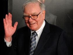 Warren Buffett’s Secret to Raising Smart Money Kids