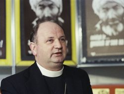 Church removes Bishop Eamonn Casey’s remains from cathedral crypt