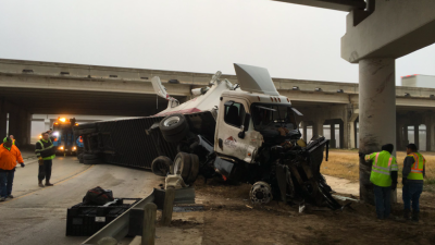 Drivers flee, trucks seized as LASTMA enforces bridge restriction order