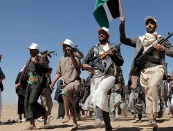 Israel strikes Houthi sites in three Yemeni ports and power plant Israel strikes Houthi sites in three Yemeni ports and power plant