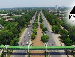Lahore Launches First Electric Tram on Canal Road Pilot Project