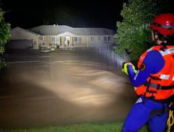 Rescue 1122 Saves 30 in Flood Emergency Rescue 1122 Saves 30 in Flood Emergency