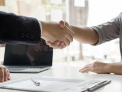 1,600 Applicants, 30 Hires: New York Manager Calls Resume Filters ‘Extreme’
