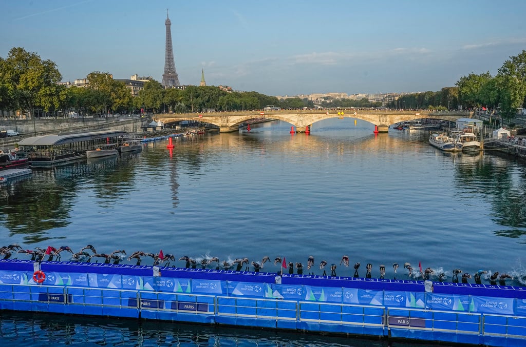Parisians Swim in Seine After Century-Long Hiatus