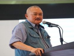 Kejati Sumsel Periksa Rumah Alex Noerdin Terkait Kasus Korupsi Pasar Cinde Kejati Sumsel Periksa Rumah Alex Noerdin Terkait Kasus Korupsi Pasar Cinde