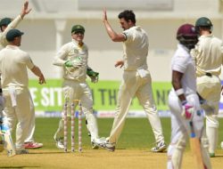 Starc’s 6-for-9 Shocks West Indies as Australia Sweep Test Series 3-0 Starc’s 6-for-9 Shocks West Indies as Australia Sweep Test Series 3-0