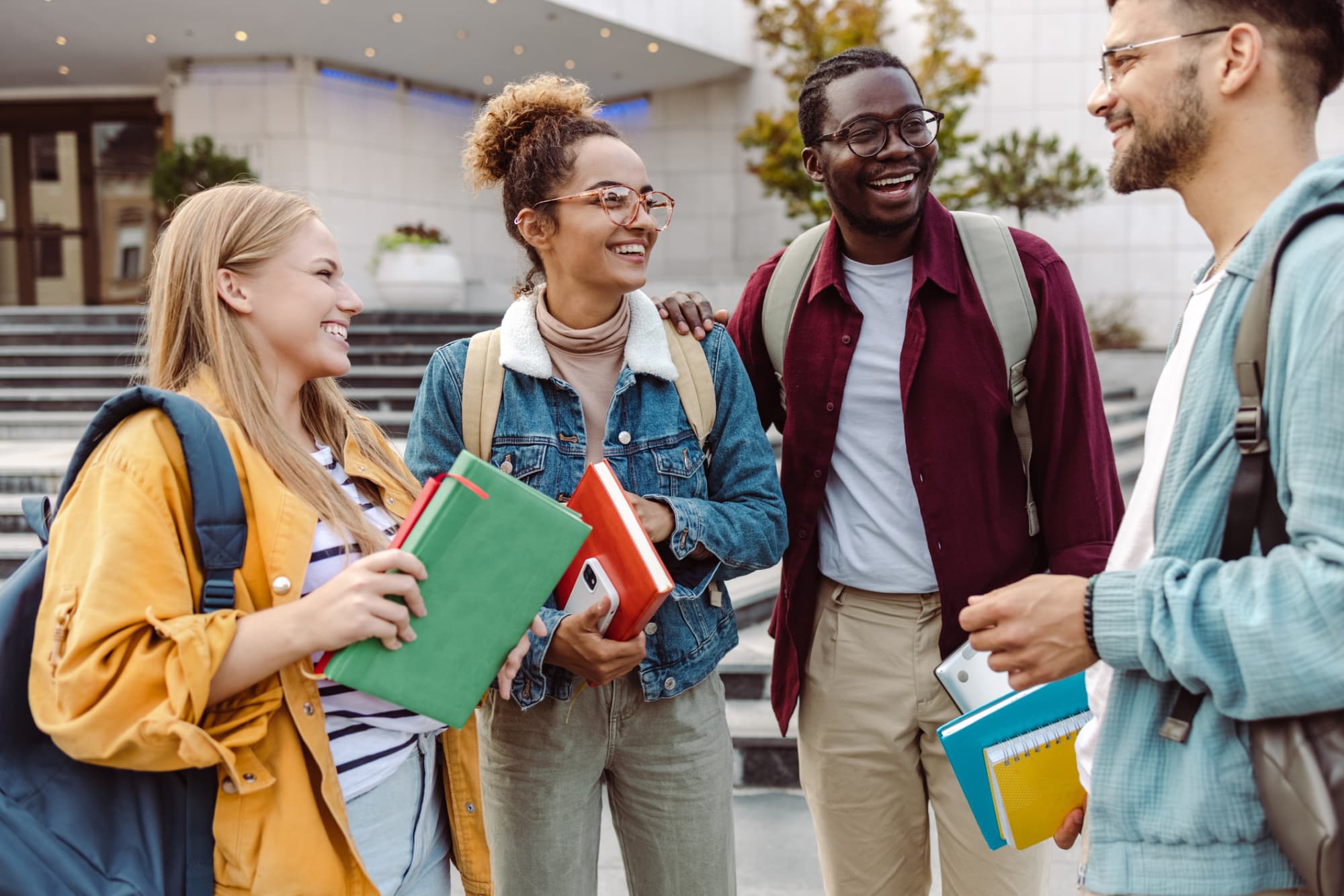 Students and Part-Timers Earn Extra Income with SMM Panels