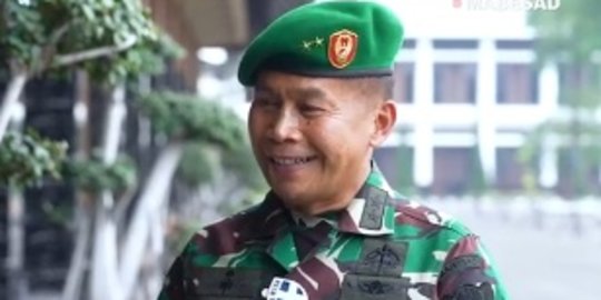 Polri Bantu Anak Yatim Piatu Juara Kejurkab Angkat Berat, Inspiratif