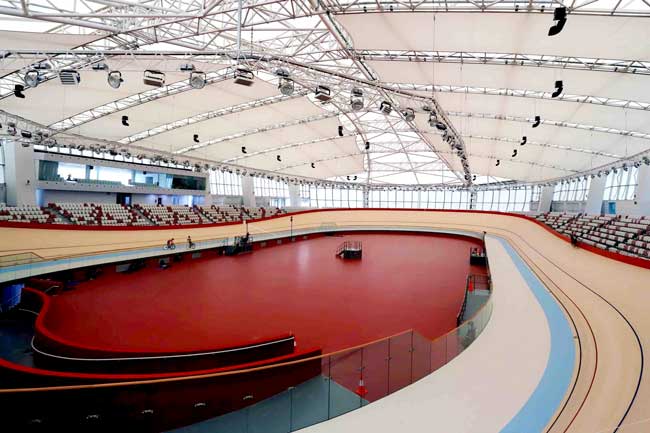 Pertama Kali Jakarta International Velodrome Gelar Kejurnas: Atlet Muda Rasakan Trek Dunia