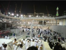 Korban Penipuan Travel Umrah di Lamongan Laporkan Polisi, Kerugian Rp 17 Miliar Korban Penipuan Travel Umrah di Lamongan Laporkan Polisi, Kerugian Rp 17 Miliar