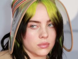Billie Eilish Eyes Big Screen with James Cameron – New Details Revealed Billie Eilish Eyes Big Screen with James Cameron – New Details Revealed