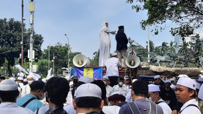 Ratusan Ojol Berdemo di Bundaran Patung Kuda Jakarta dengan Tiga Tuntutan