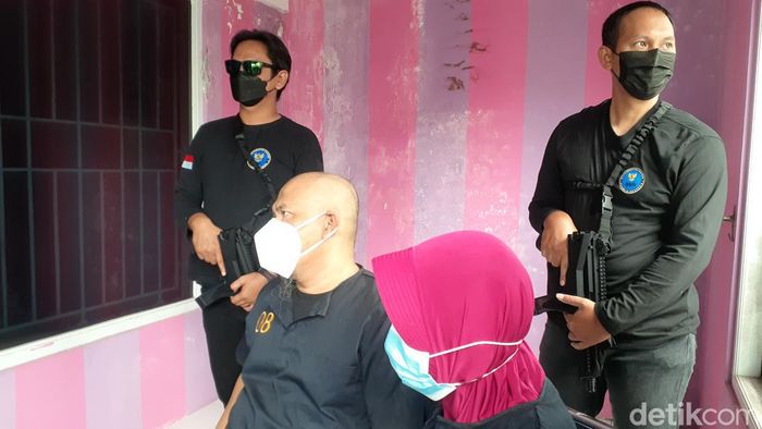 Pasangan Suami Istri di Binjai Ditangkap karena Narkoba, Suami Tembak Polisi