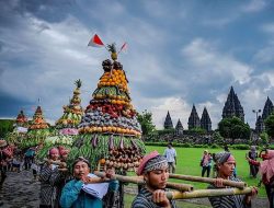 Jadwal Wisata Jawa Barat Juli 2025: Musik, Budaya, dan Kuliner Lokal yang Menarik Jadwal Wisata Jawa Barat Juli 2025: Musik, Budaya, dan Kuliner Lokal yang Menarik