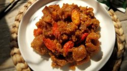 Resep Sambal Krecek Pedas Gurih, Cocok untuk Makan Siang