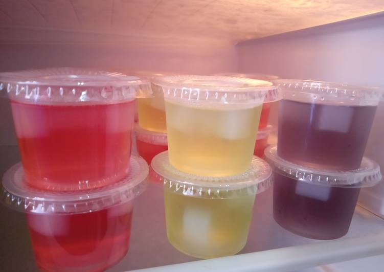 Resep Puding Cup Rasa Beragam yang Mudah Dibuat dengan Topping Kreatif