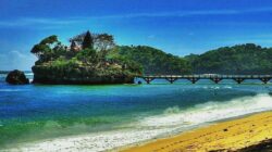 8 Wisata Pantai Jawa Timur: Indah, Aman, Cocok untuk Liburan dan Healing
