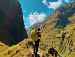 Mau Mendaki Gunung Rinjani? Ini Aturan Terbaru yang Harus Diketahui