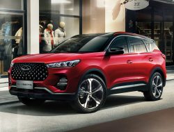 Chery Menggebrak Pasar Otomotif Indonesia! Mobil Hybrid Canggih Hanya Rp299 Juta, Siap Hadapi Raksasa Jepang