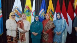 Ketua TP-PKK Tanggamus Hadir Meriahkan HUT RI ke-80 dengan Lomba Tari dan Masak Nasi Goreng