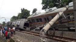 Kereta Anjlok di Jakarta-Kota, PT KCI Minta Maaf